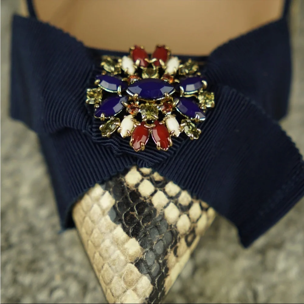 J. Crew step out